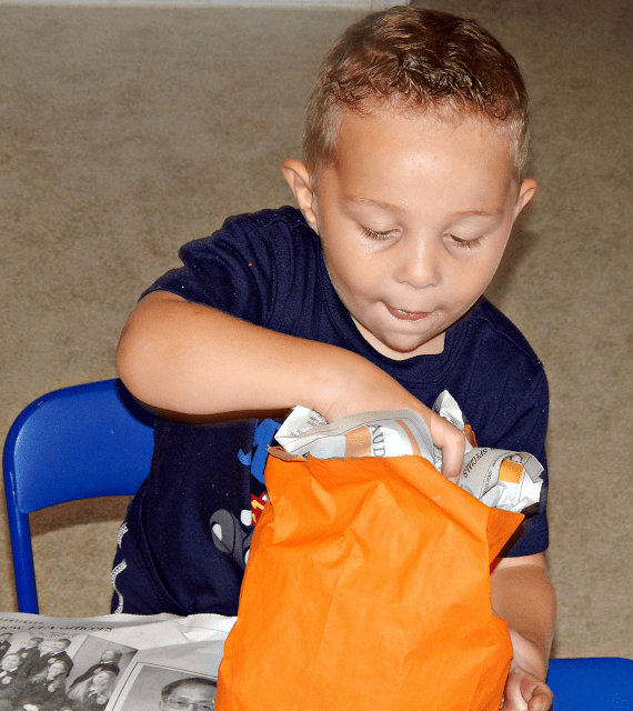 Pa[er Pumpkin Bag Craft 