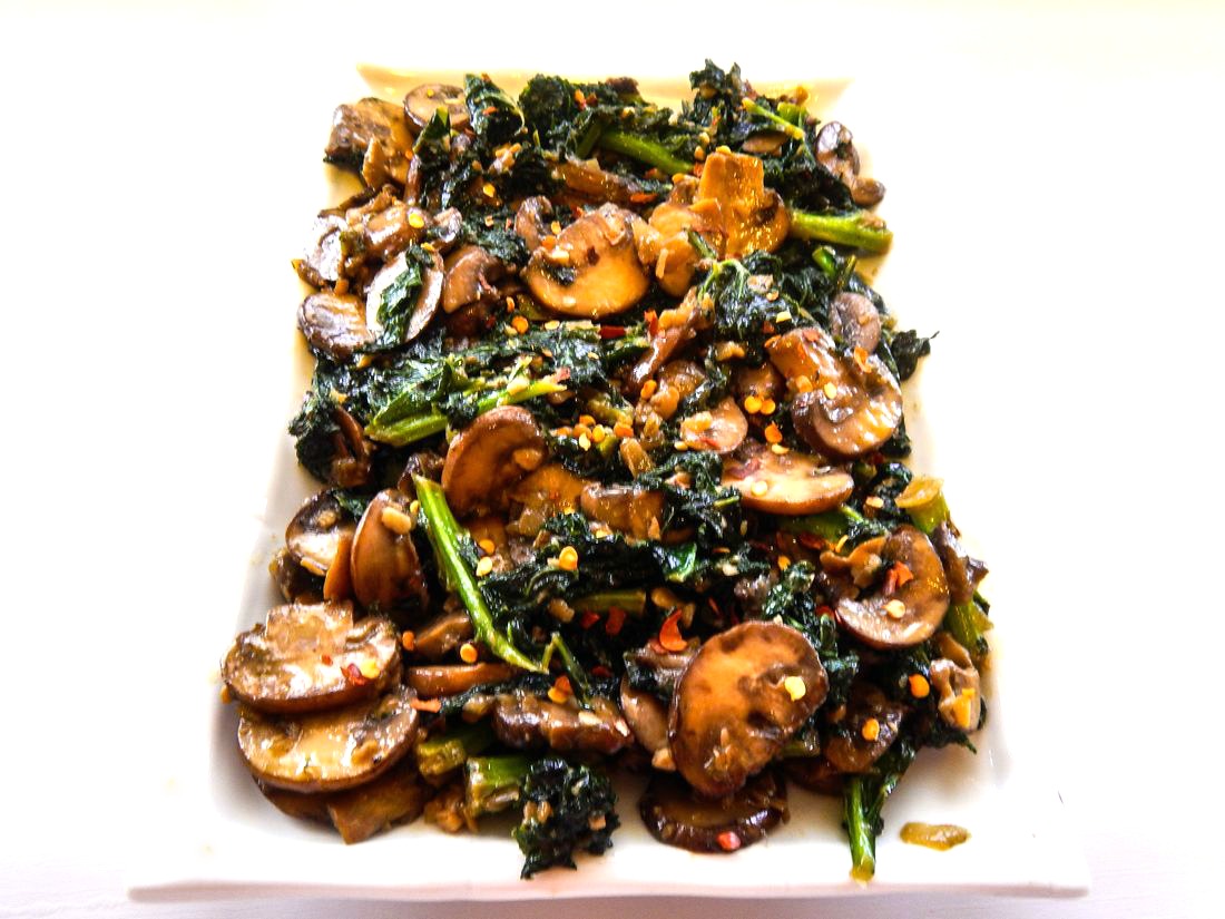 Smothered Kale with Baby Bella Mushrooms 