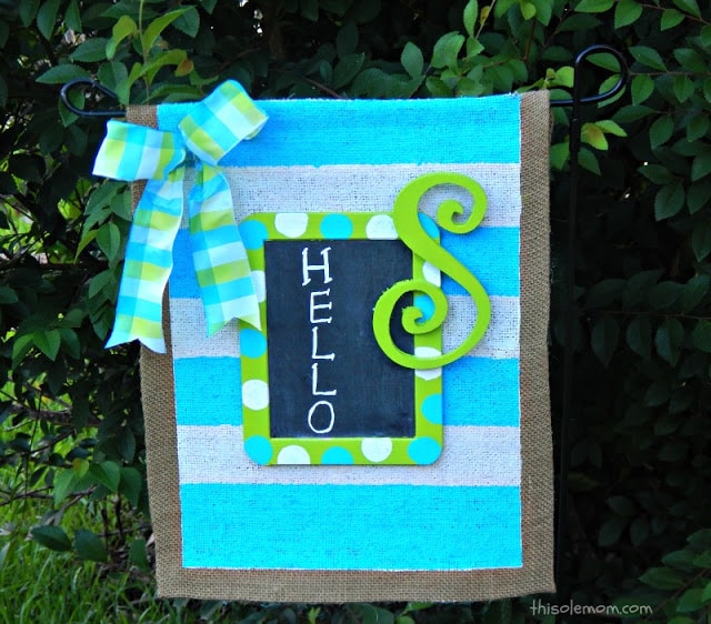 DIY: No Sew Burlap Garden Flag