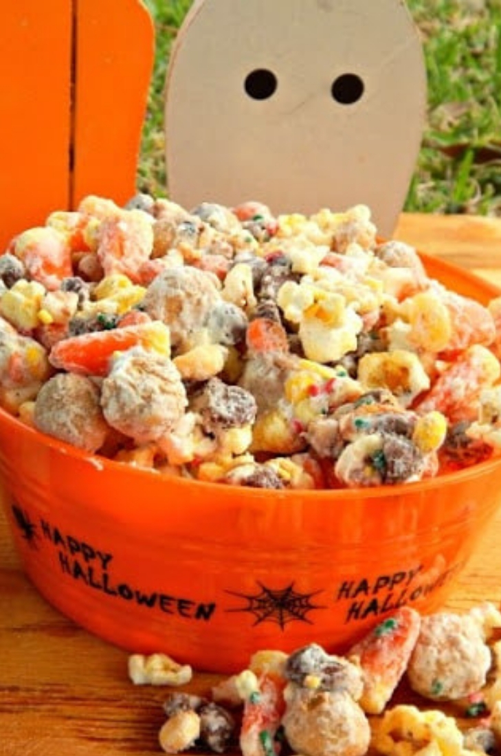P.B. Bites Monster Munch Halloween Party Mix - This Ole Mom