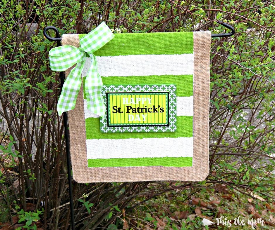 Happy St. Patrick's Day Outdoor Burlap Garden Flag