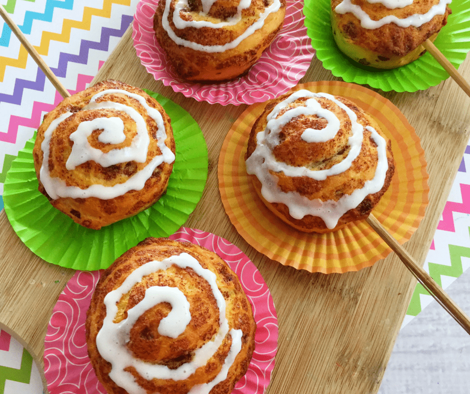 Cinnamon Roll Lollipops