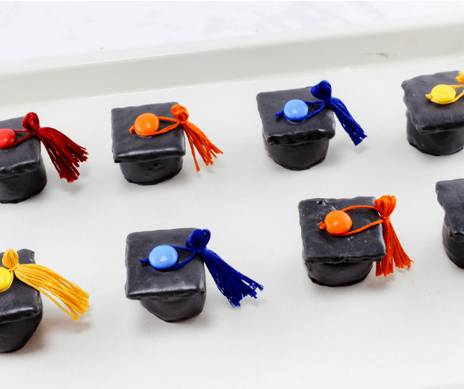 Gradation Caps with Tassels Dessert