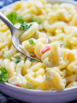 How To Make Delicious Macaroni Crab Salad