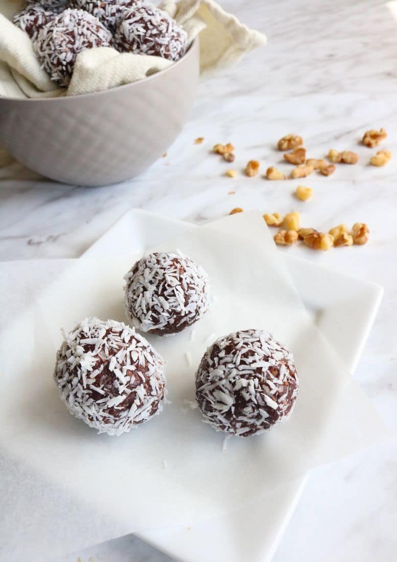 Chocolate Coconut Energy Balls