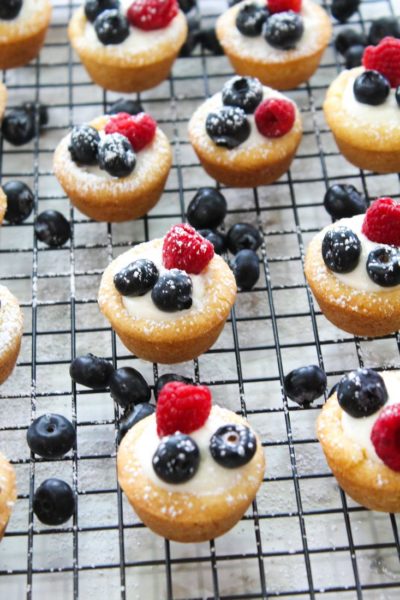 Berry Cream Cheese Cookie Cups