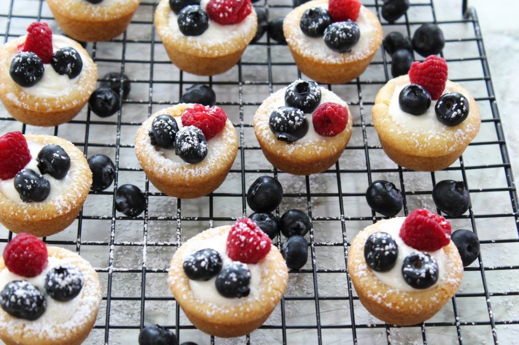 Berry Cream Cheese Cookie Cups This Ole Mom