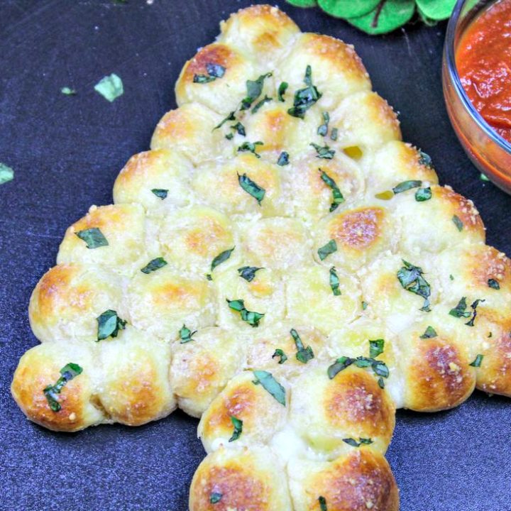 Christmas Tree Pull Apart Bread