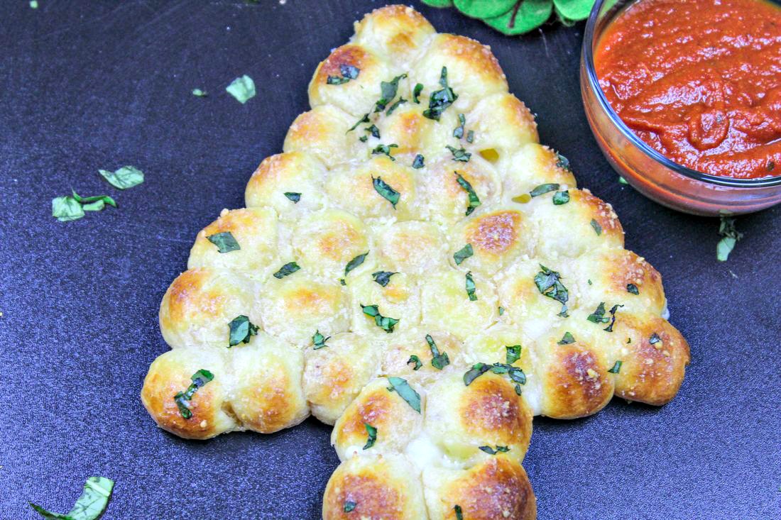 Christmas Tree Pull Apart Bread