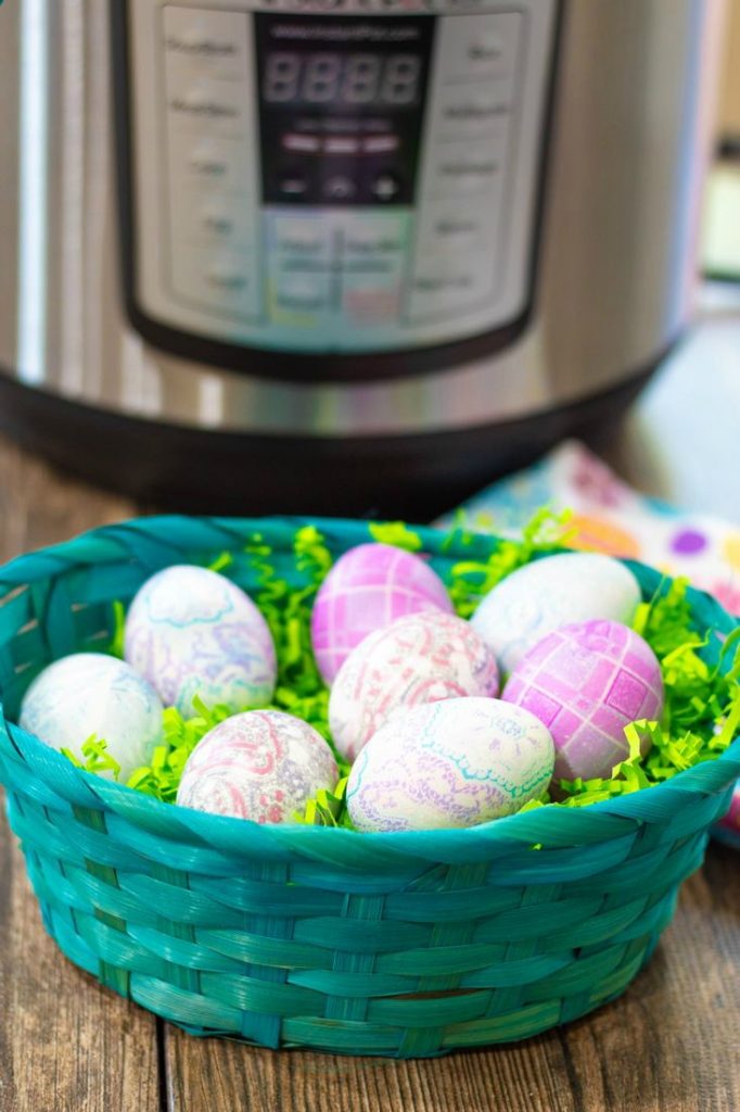 Instant Pot Tie Dyed Eggs