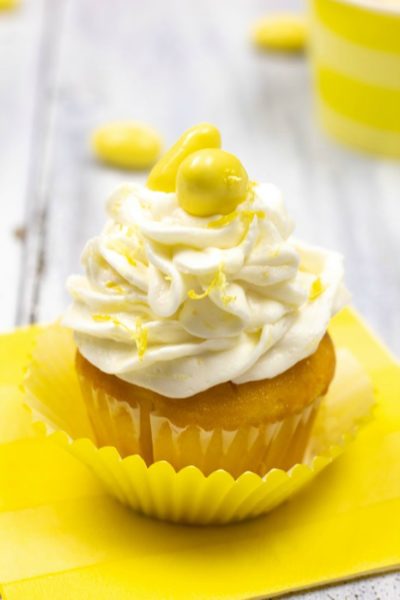 Lemoncello Almond Cupcakes