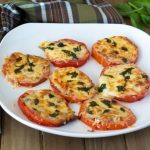 Baked Cheesy Spinach Tomatoes