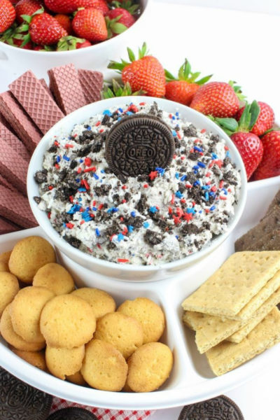 Patriotic Cookies and Cream Dip Dessert