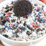 Patriotic Cookies and Cream Dip