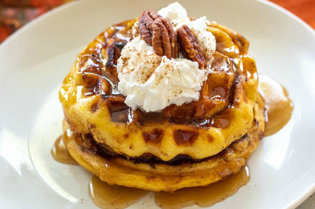 cinnamon roll dash mini waffle maker