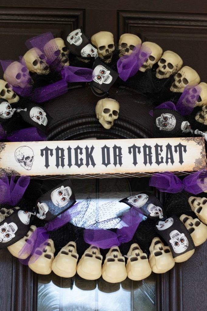 Dollar Tree Halloween Skull Wreath 