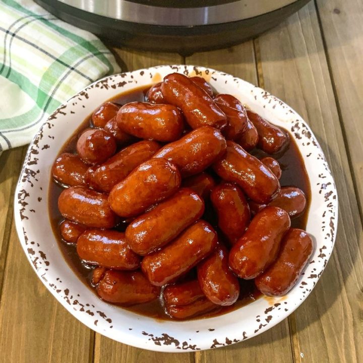 Instant Pot Little Smokies with Grape Jelly