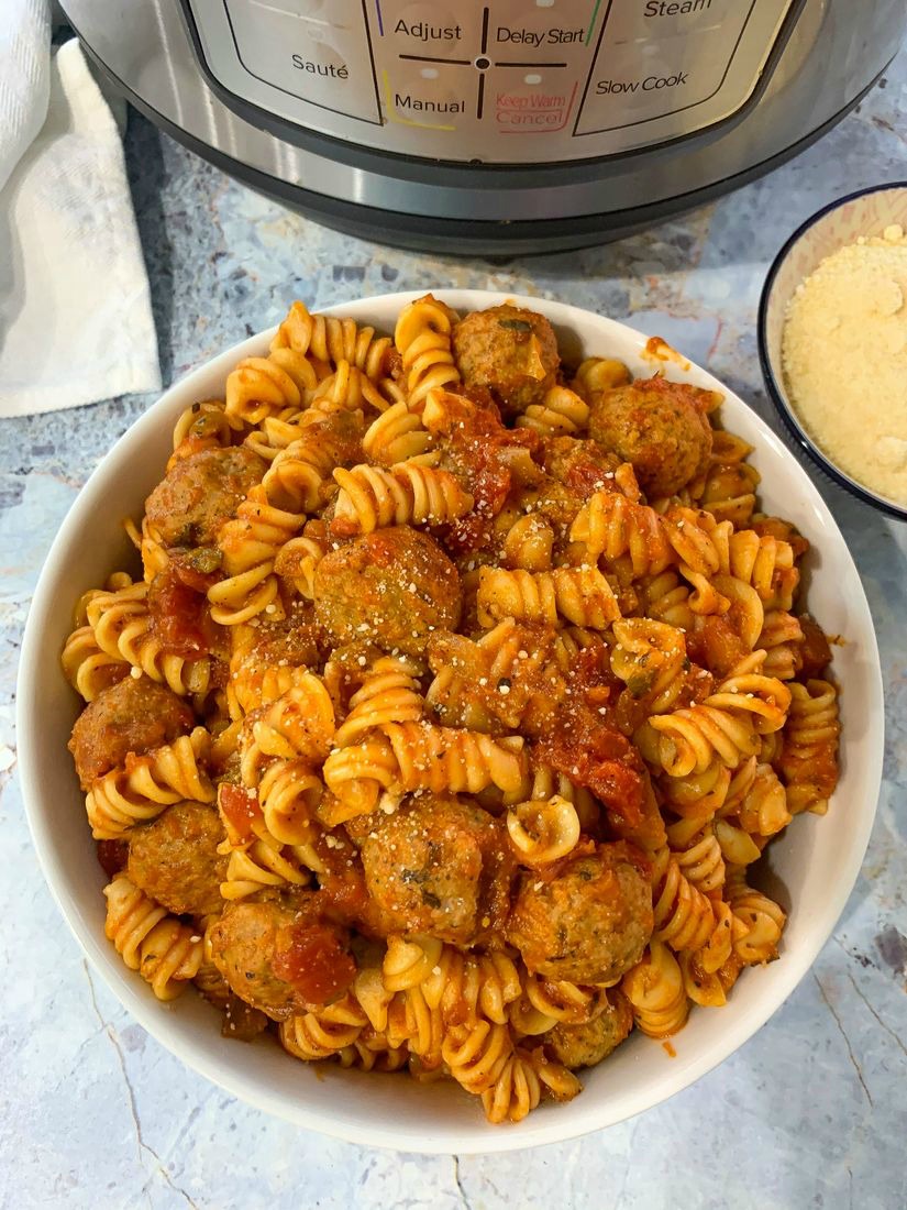 Instant Pot Rotini Pasta and Meatballs This Ole Mom