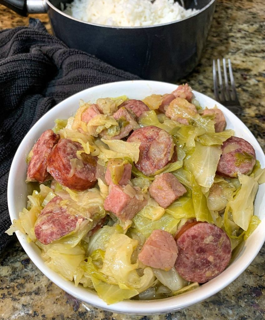 Southern Fried Cabbage With Sausage and Ham 