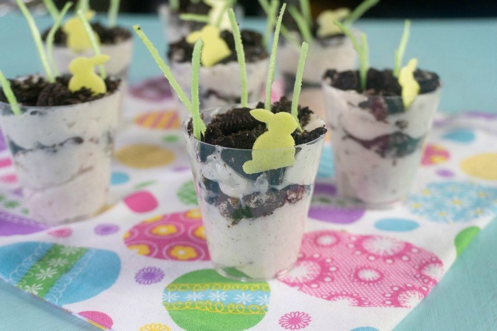 Easter Oreo Pudding Cups