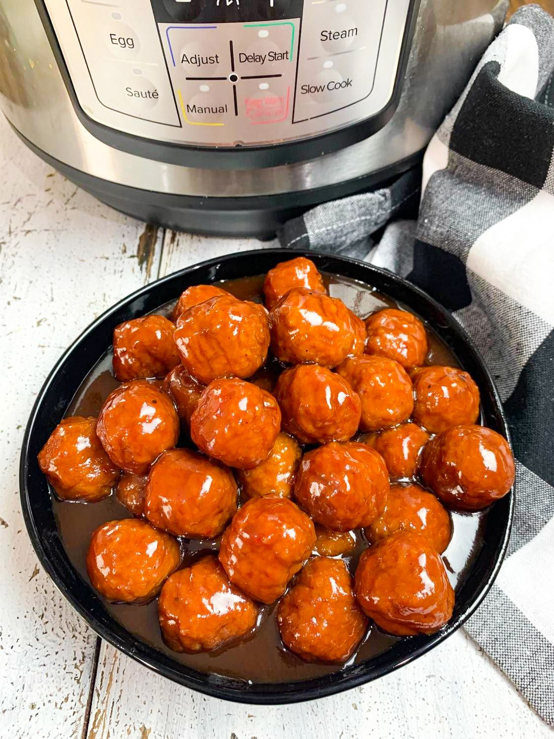 Instant Pot Grape Jelly Meatballs This Ole Mom